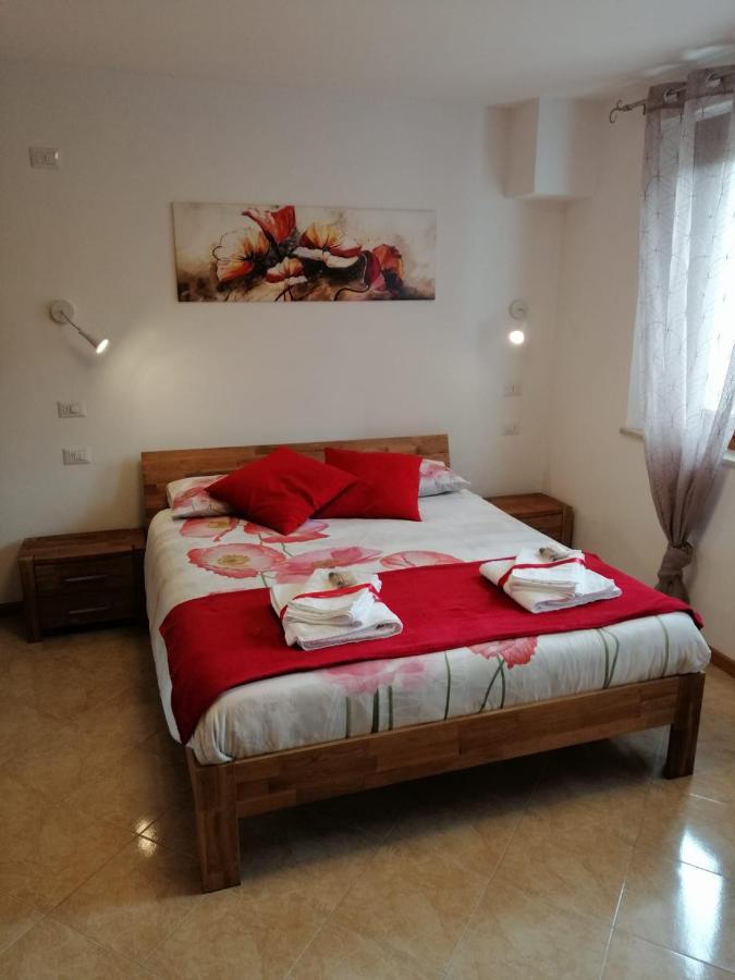B&B La Casa Di Loretta Paderno エクステリア 写真